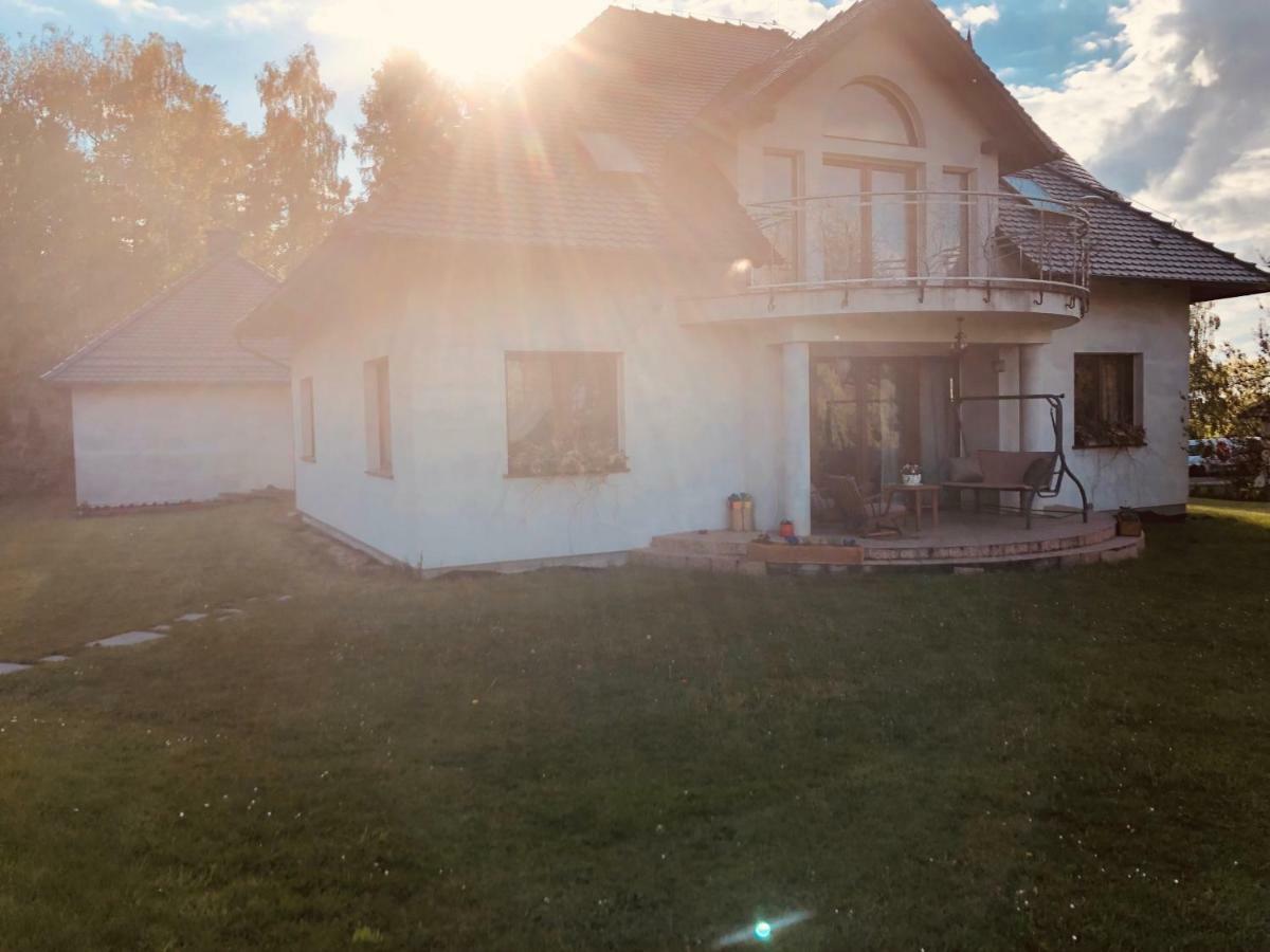 Nibylandia Dom Pod Lasem Nowa Wies Grodziska Extérieur photo